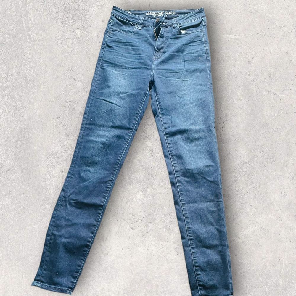 American Eagle 🦅 Indigo High Waisted skinny jeans size 6